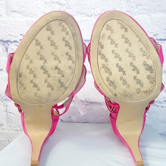 Kelly & Katie Zilama heels size 6 suede gold zippered heel great condition fun - Picture 2 of 6